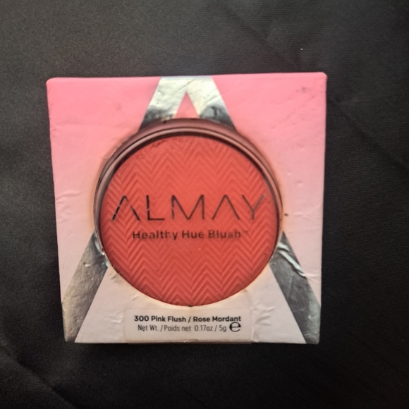 Make up Bundle - Picture 3 of 7